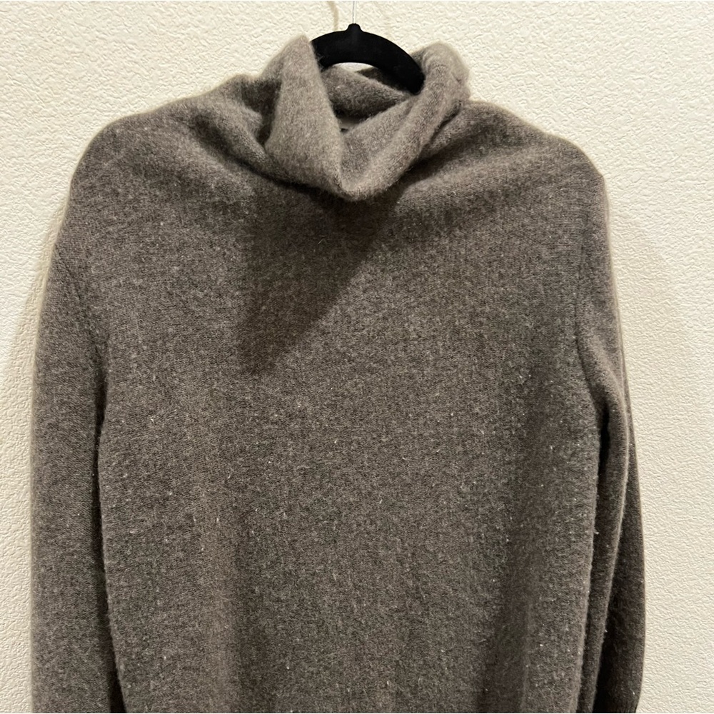 Cashmere Vince sweater
